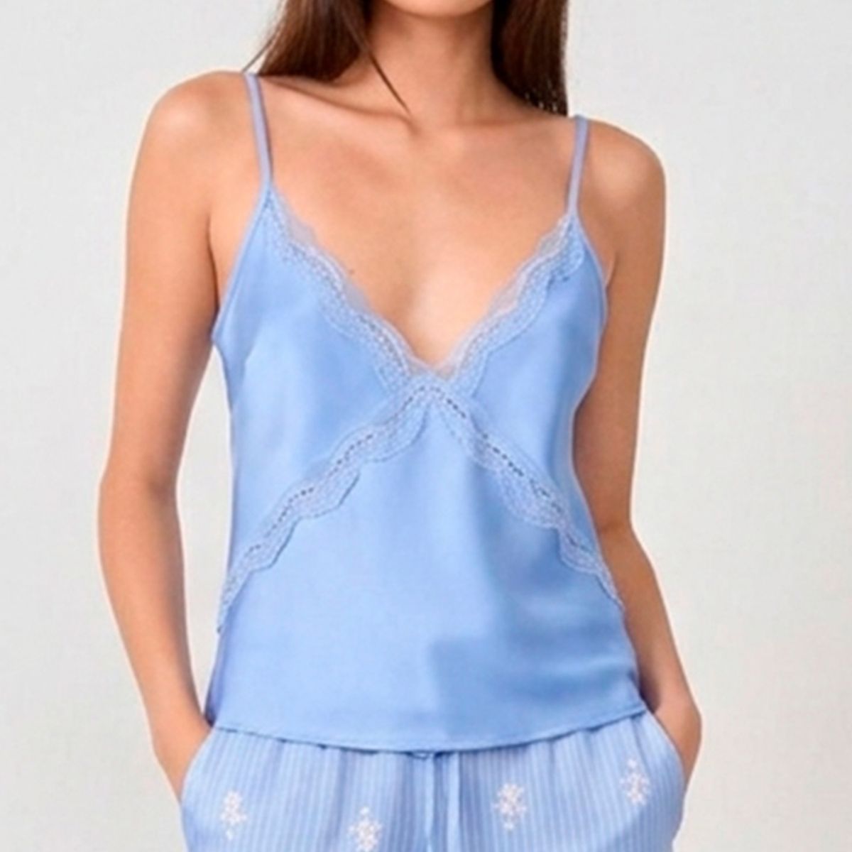 ETAM - Conjunto Pijama Satinado Celeste