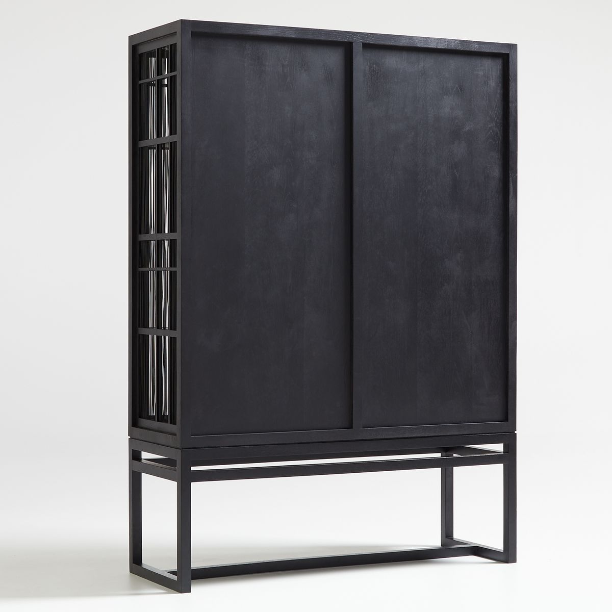 CRATE & BARREL - Armario Estante Highland Negro Crate & Barrel