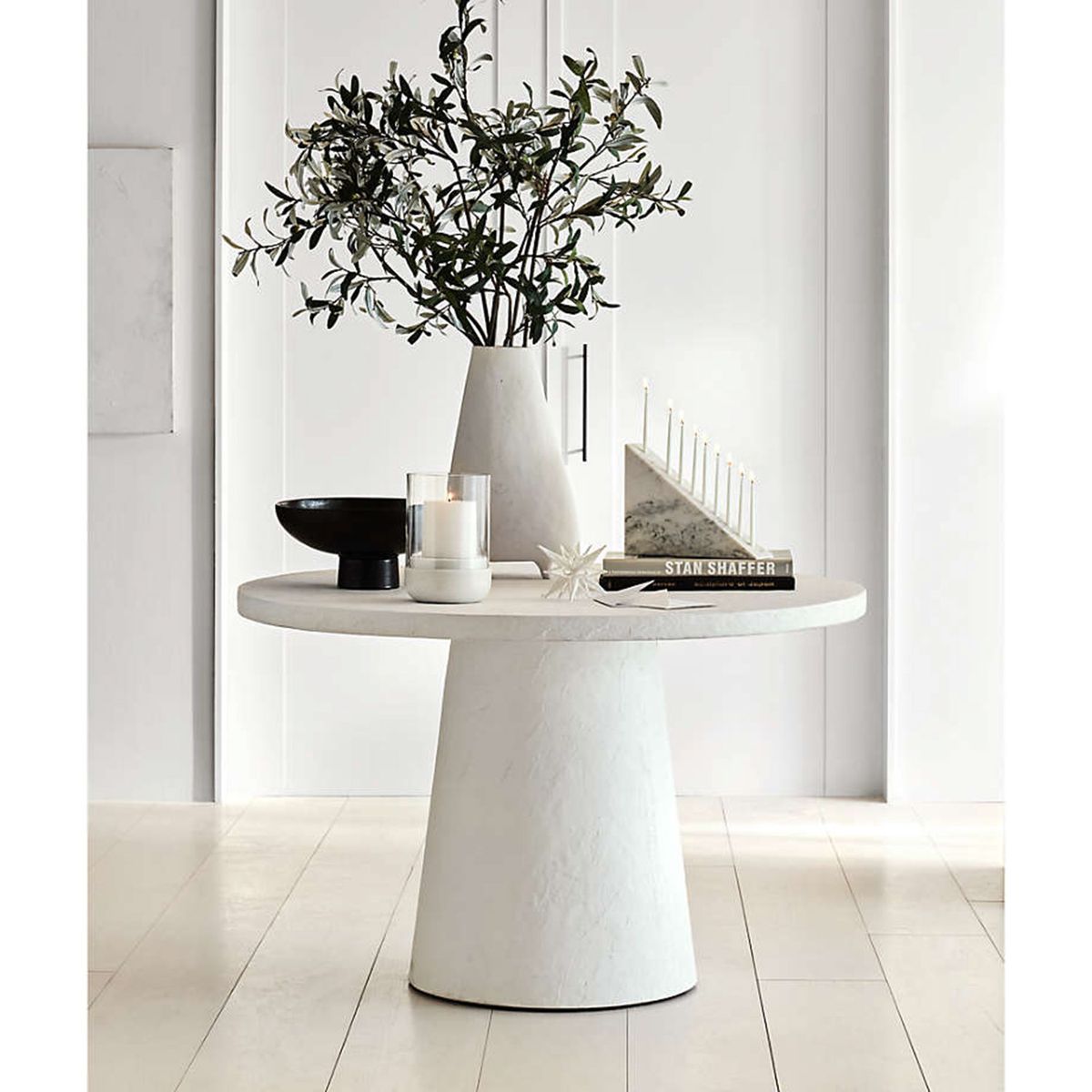 CRATE & BARREL - Mesa De Comedor Willy Blanca 122Cm Crate & Barrel