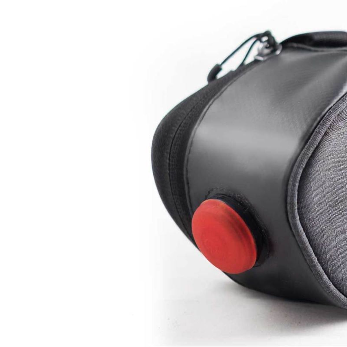 MOMO - Bolso Alforja para Bicicletas con Luz Trasera MOMO DESIGN