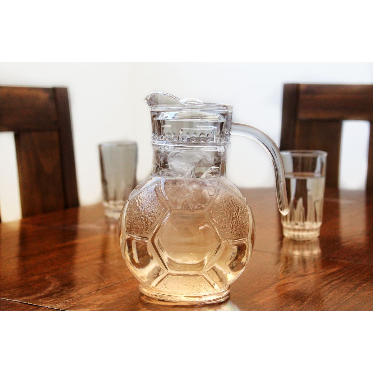 GENERICO - Jarra De Vidrio Con Tapa Futbol 1.8 Lts 23cm Alto