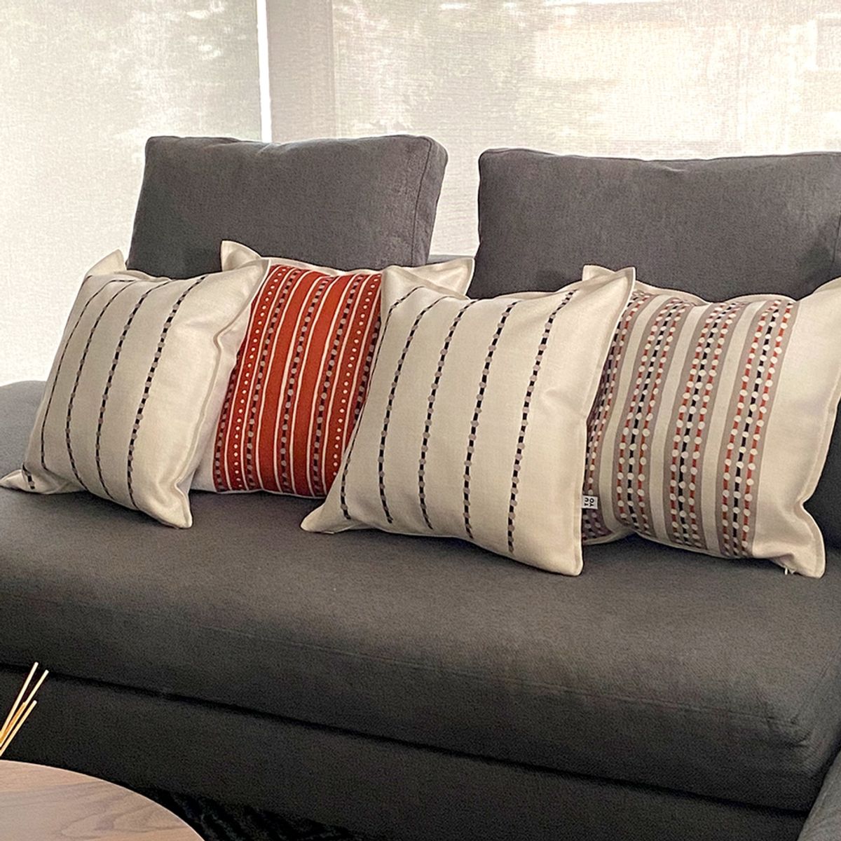 TUYO PRINT - Cojín Patagonia 1 - 45X45