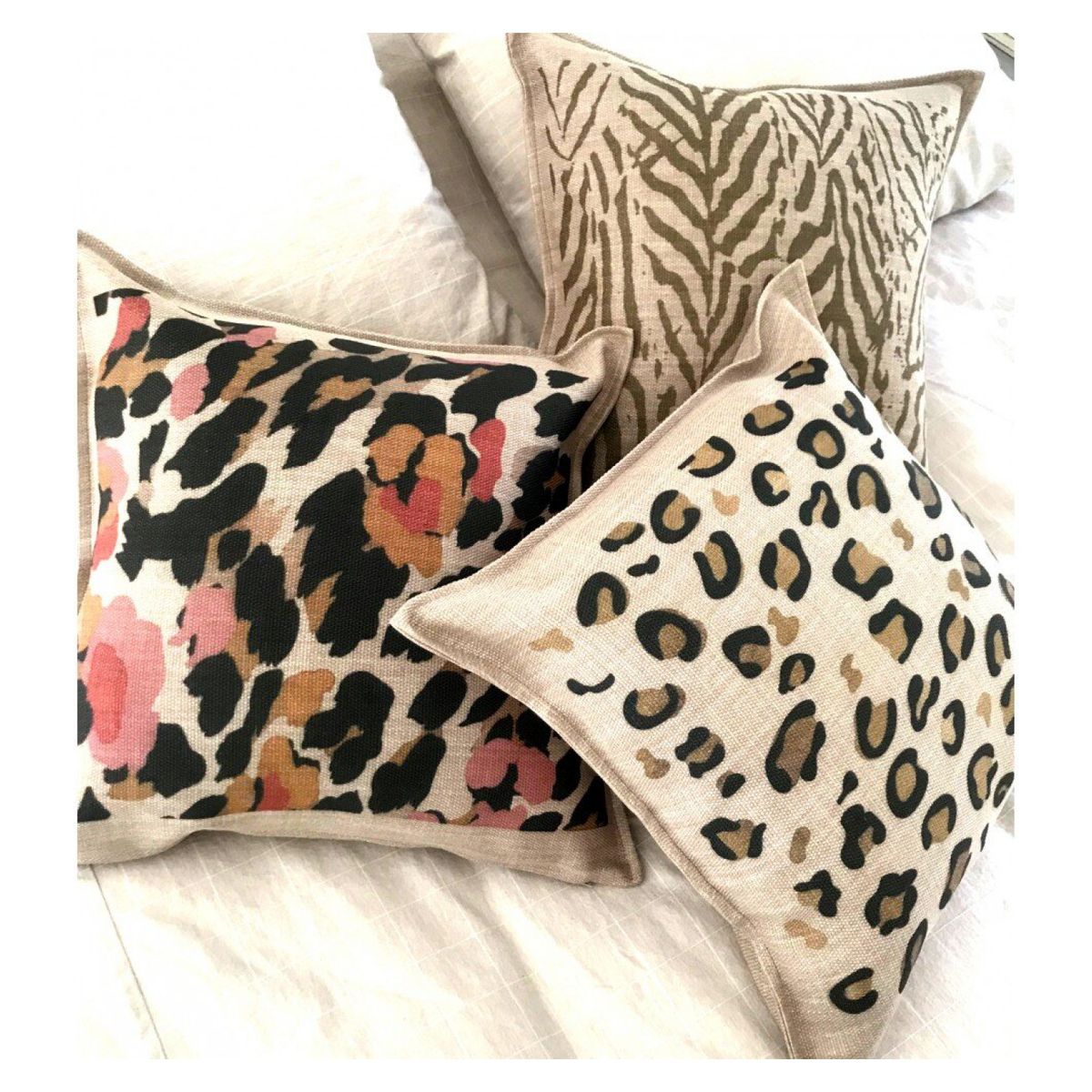 TUYO PRINT - Cojín Color Animal Print - 45x45