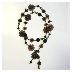 MISSIU - Collar Flower Power colores Marron y Negro