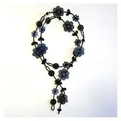 MISSIU - Collar Flower Power colores Azul y Negro