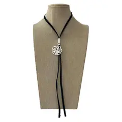 GAB JOYAS - Collar gamuza negra aplicaciones baño plata