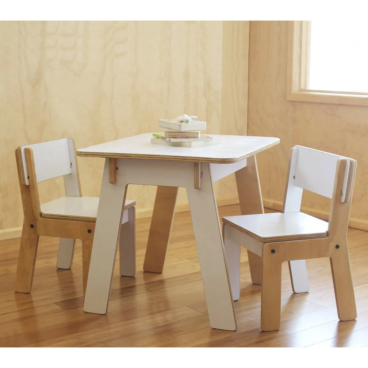 JUEGOS MAGICOS - Set 1 mesa  2 sillas rta infantil