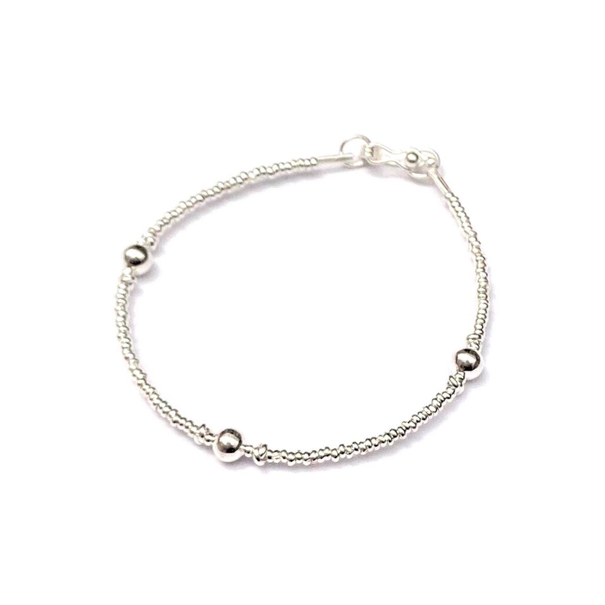 AMKALE - Pulsera mostacillas y bolitas de plata