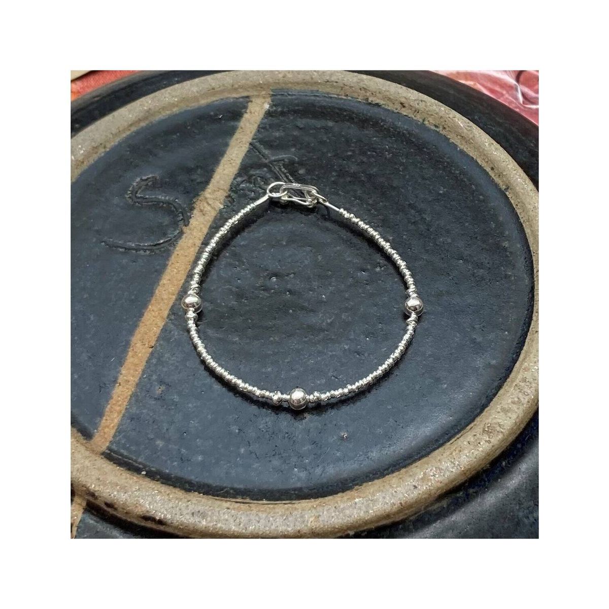 AMKALE - Pulsera mostacillas y bolitas de plata