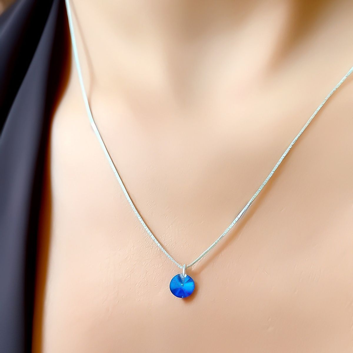 COGGIOLA - Collar Cristal Austriaco Azul Bermuda Punto de luz Plata Fina 925