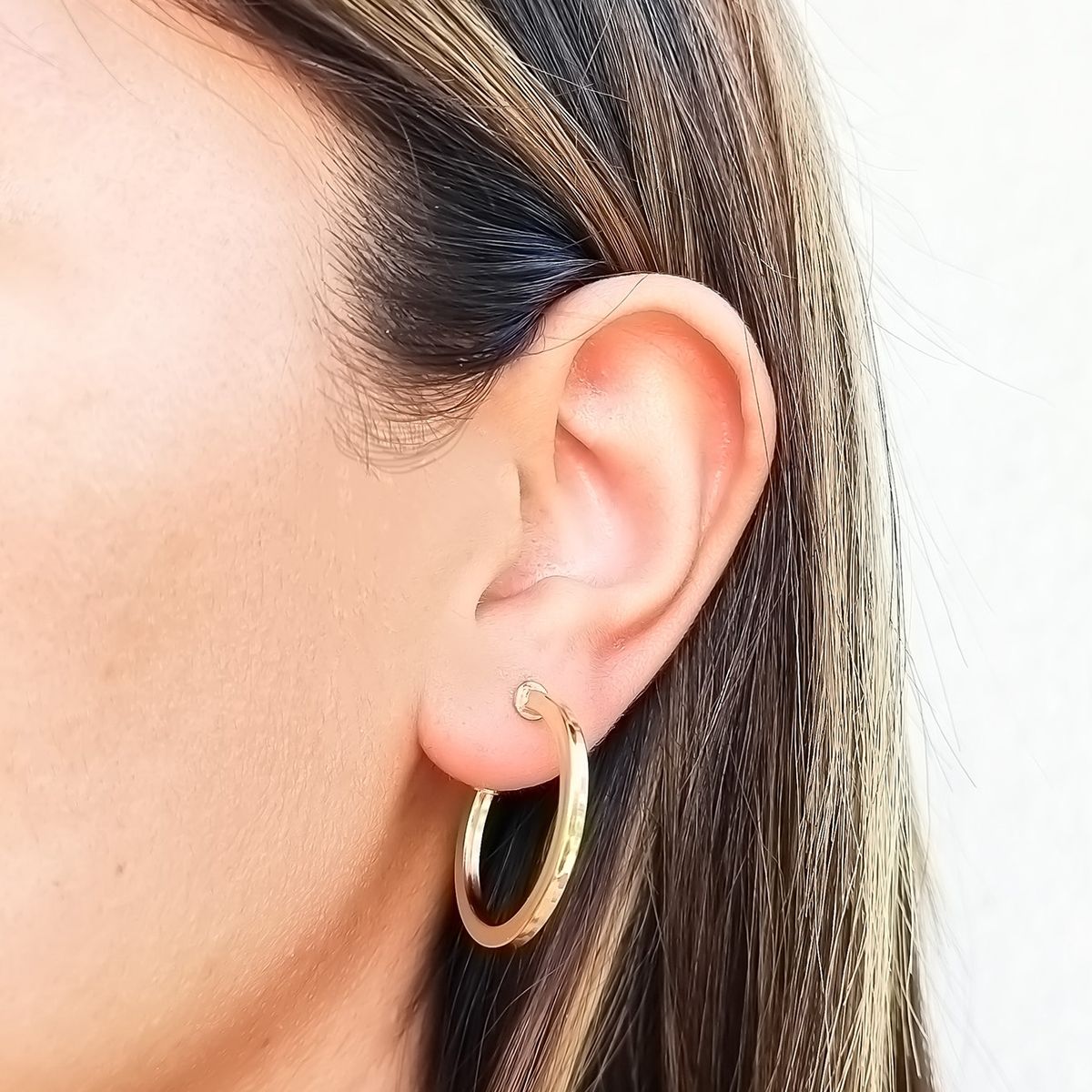 COGGIOLA - Aros Argolla Cuadrada 27mm Enchapado Oro 18K