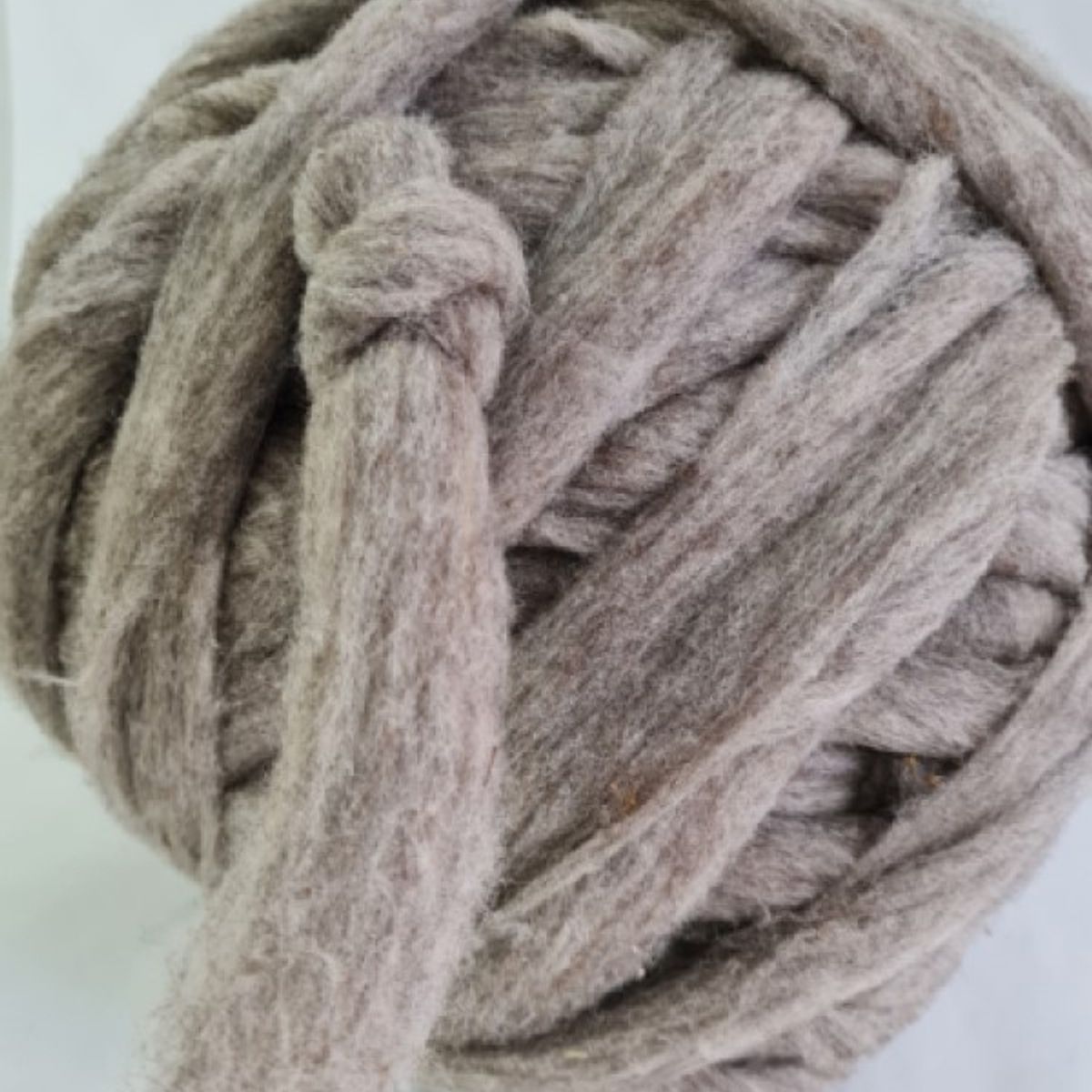 GENERICO - Lana de Oveja GRIS Chilena