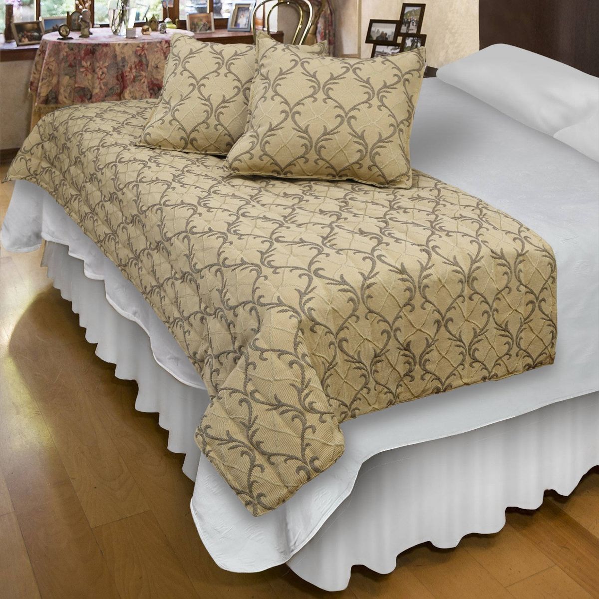 MALLORCA - Piecera Con Fundas Barroco Beige Reversible.