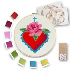 MARTIN BORDADOR - Kit de Bordado Punto Cruz Corazón Flor
