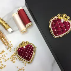 MARTIN BORDADOR - Kit de Bordado Pedrería Corazón Goldwork clase online