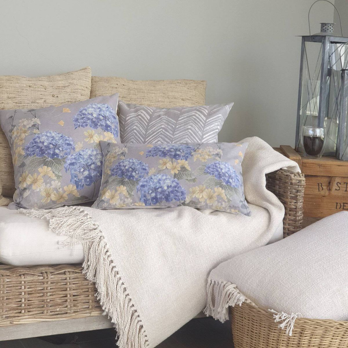 CASA ALVARINHO - Funda Cojín Gamuza Hortensias 50x30