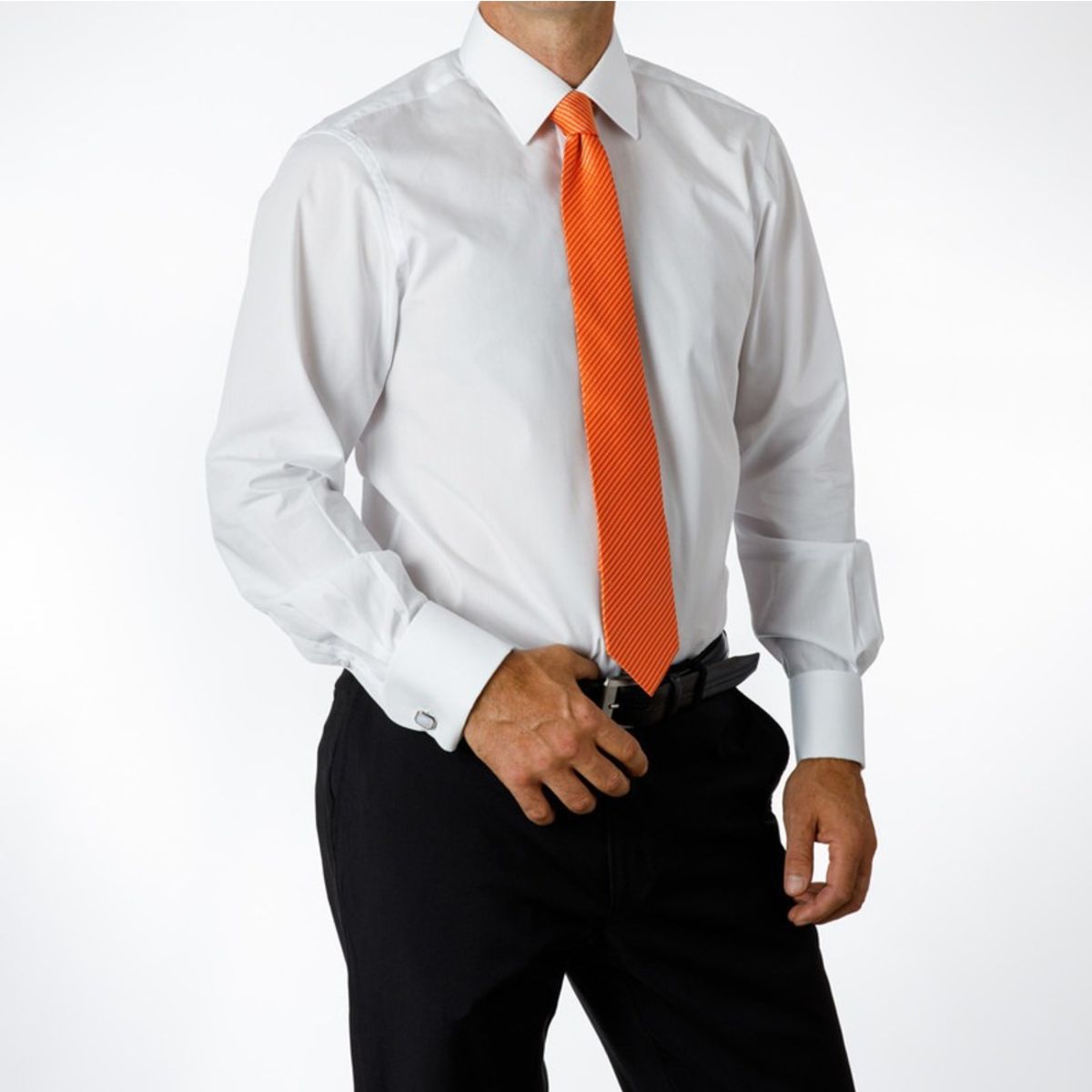 VANDINE - Camisa Etiqueta Negra Blanca Lisa Con Puño Para Colleras VANDINE