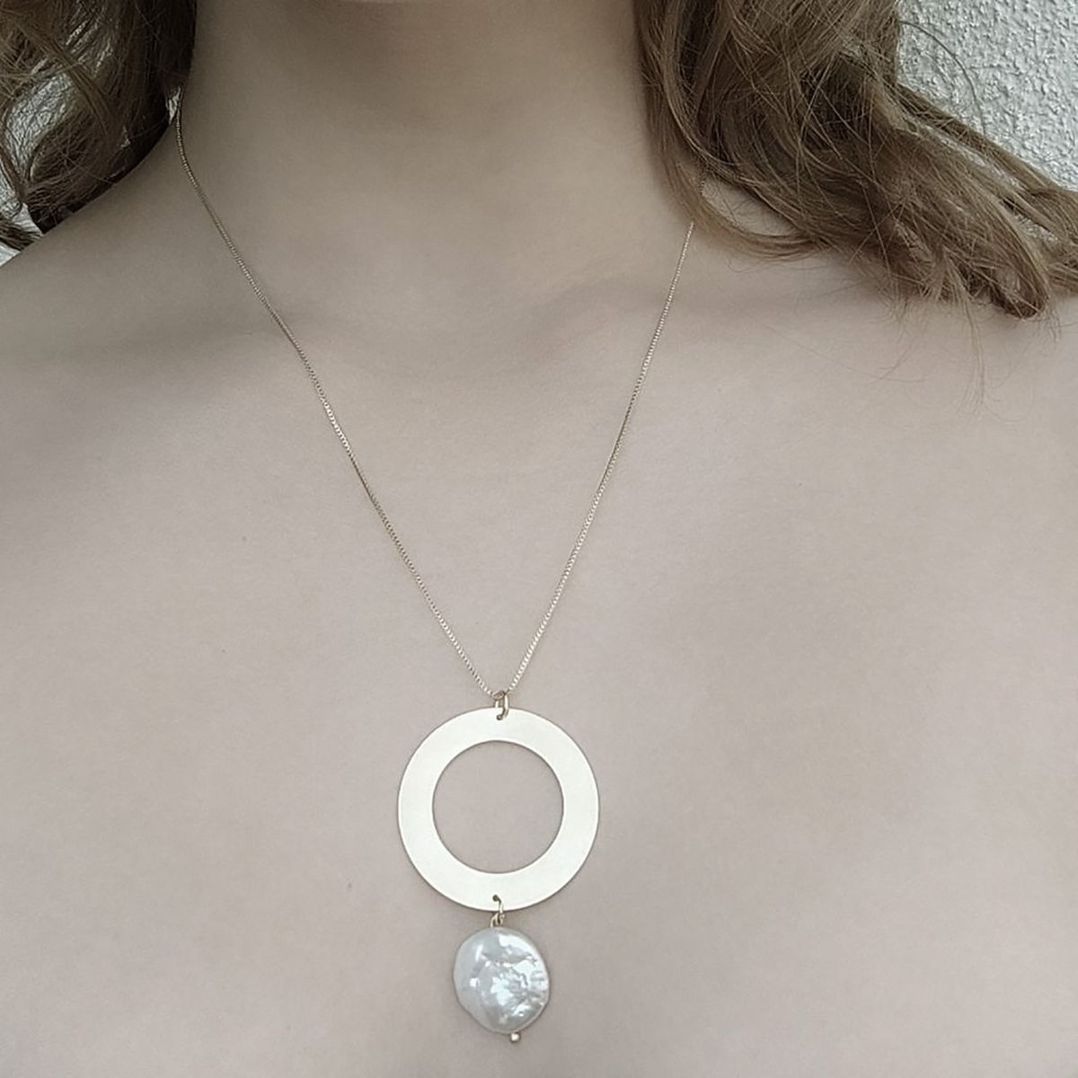 COGGIOLA - Collar Perla Coin Disco 50cm Enchapado Oro 18K