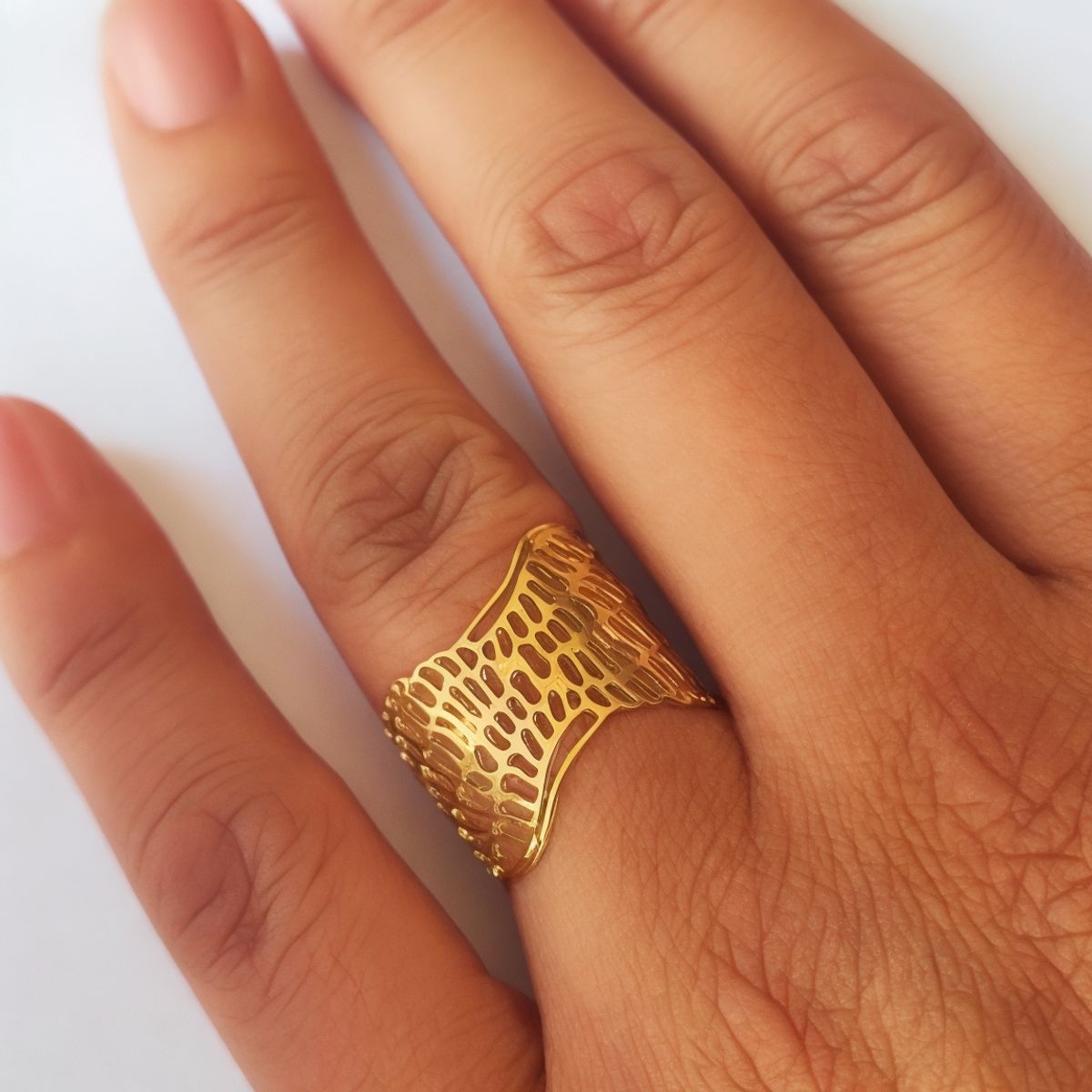 COGGIOLA - Anillo Ala Calada Enchapado Oro 18K