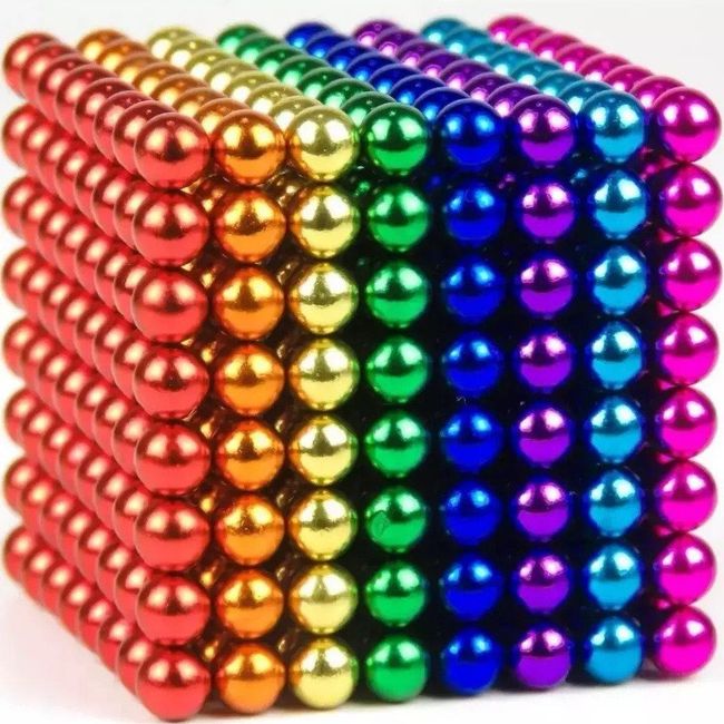 FUN AT HOME LO DIVERTIDO DE ESTAR EN CASA - Cubo 512 bolitas magnéticas - 5mm - 8 colores