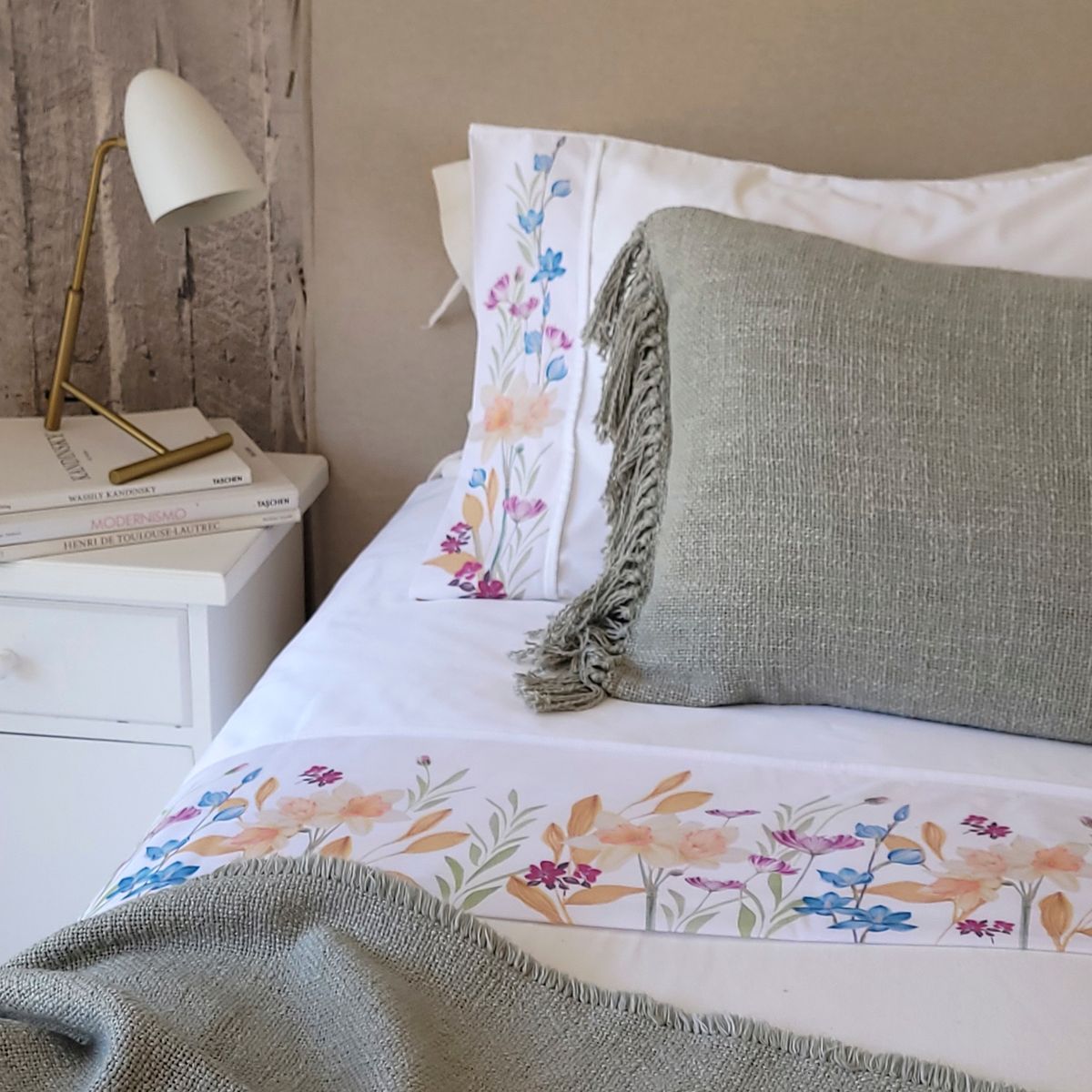 MARGARITA SCHEEL BY CASA ALVARINHO - Juego de Sábanas Jardín Narcisos Super King