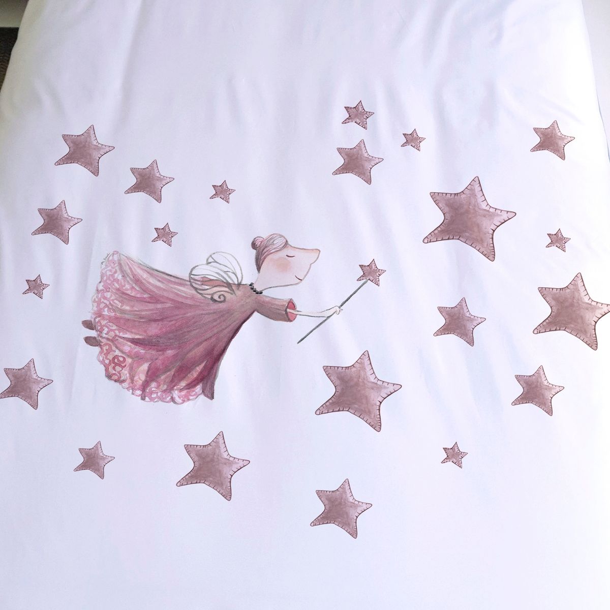 MARGARITA SCHEEL BY CASA ALVARINHO - Cubreplumón Cuna Hada