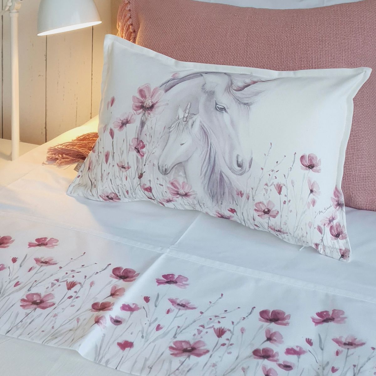 MARGARITA SCHEEL BY CASA ALVARINHO - FUNDA COJÍN ALGODÓN UNICORNIO 50X30