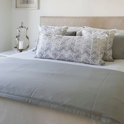 Imagen 2 del producto PIECERA ALGODÓN STONE WASH GRIS CLARO 145X70