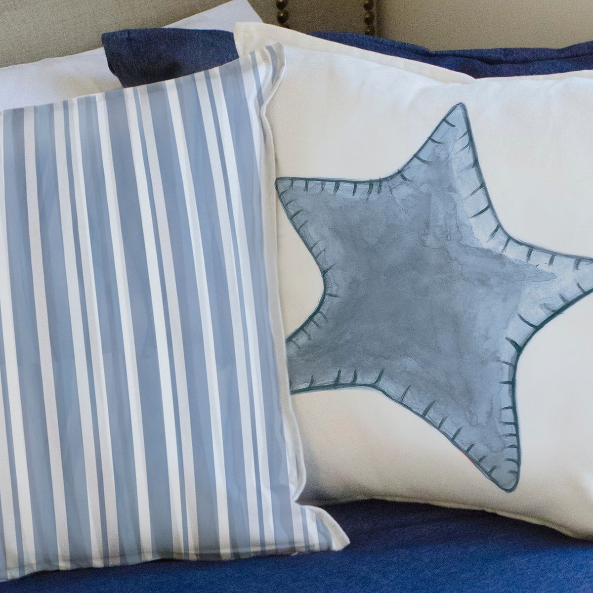 MARGARITA SCHEEL BY CASA ALVARINHO - FUNDA COJÍN ALGODÓN ESTRELLA SOLITARIA AZUL 45X45…