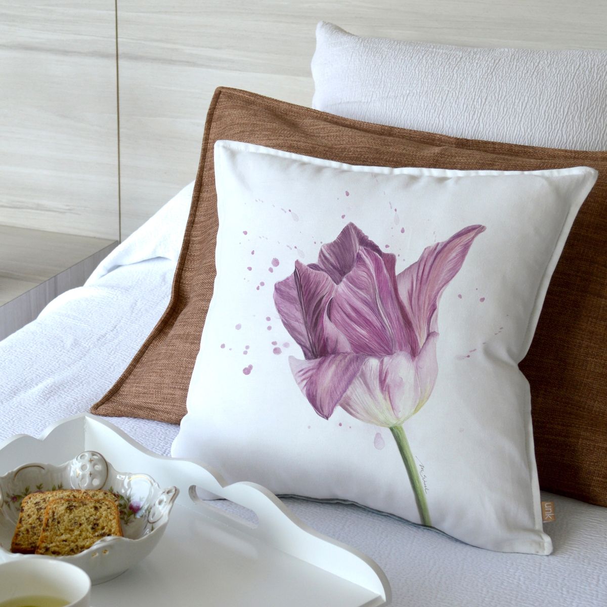 MARGARITA SCHEEL BY CASA ALVARINHO - FUNDA COJÍN ALGODÓN TULIPÁN LILA 45X45