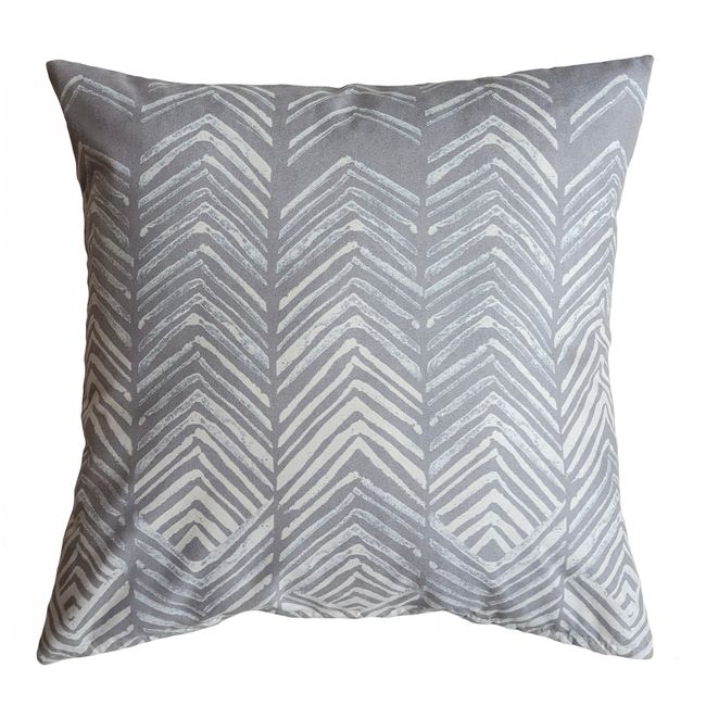 MARGARITA SCHEEL BY CASA ALVARINHO - FUNDA COJÍN GAMUZA ESPIGAS GRISES 45X45