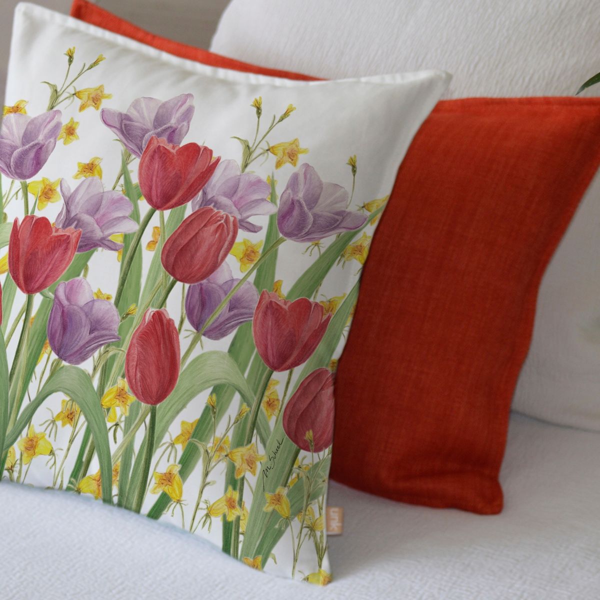 MARGARITA SCHEEL BY CASA ALVARINHO - FUNDA COJÍN ALGODÓN JARDÍN DE FLORES TULIPÁN ROJO 50X30