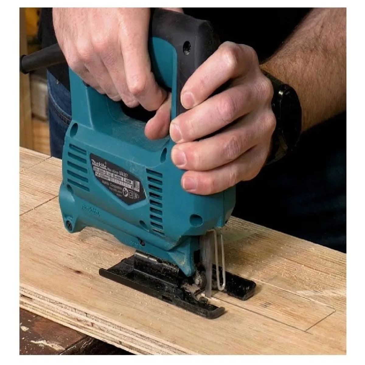 MAKITA - SIERRA CALADORA MAKITA M4301B