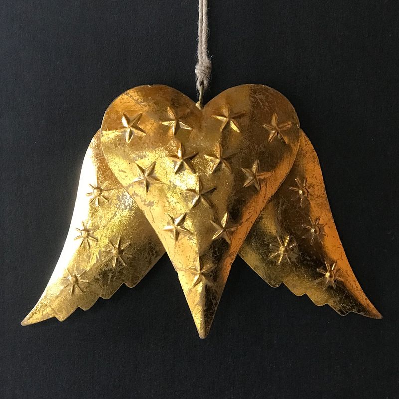 CASA SINGULAR - Corazón estrellado con alas grande