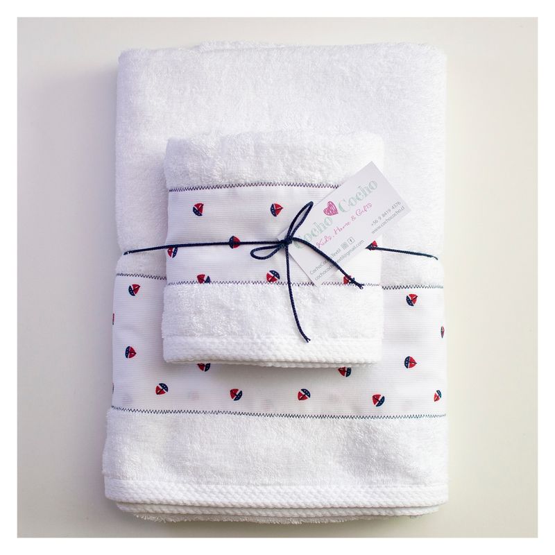 COCHO COCHO - Set 2 Toallas 100% Algodón 550 grs. Blanca Barquitos Rojos
