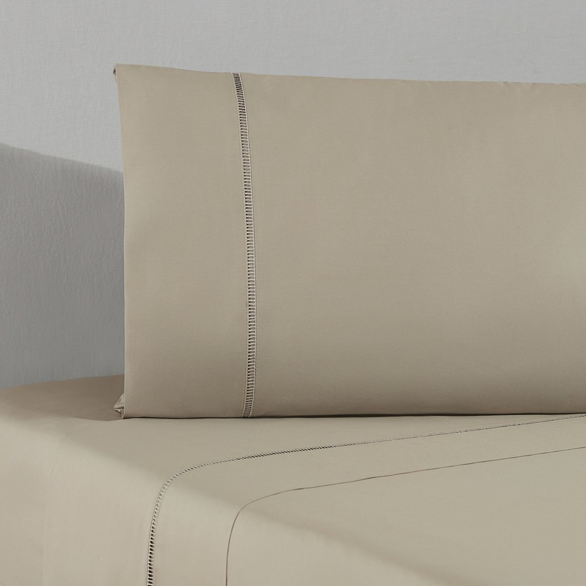 NINA HERRERA - Sábana Lisa Sésamo 300 Hilos Super King