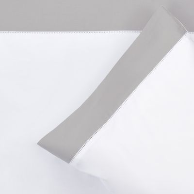 Imagen 2 del producto Sábana Lisa Piqué Gris 220 Hilos Super King