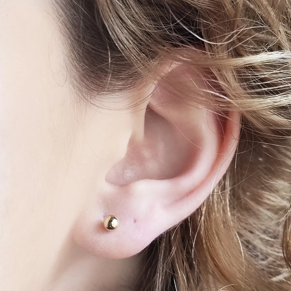 COGGIOLA - Aros Mini Bola Lisa Enchapado Oro 18K