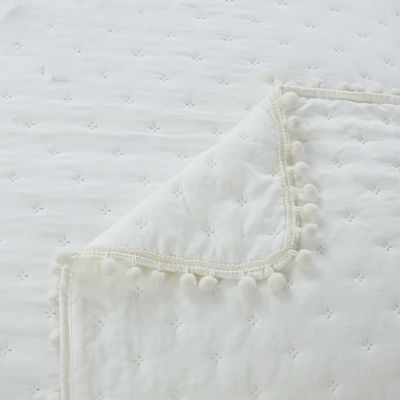 Imagen 2 del producto Cubrecama de Algodon 2 plazas Blanco Invierno pompon.