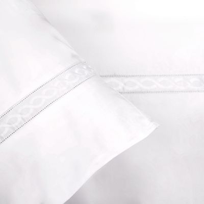 Imagen 2 del producto Sábana Básica Trenza Blanco 220 Hilos King