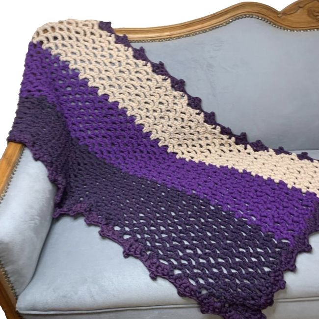 ROPA DE CAMA, BAÑO,MANTELERIA - PIECERA TEJIDA A TRAPILLO