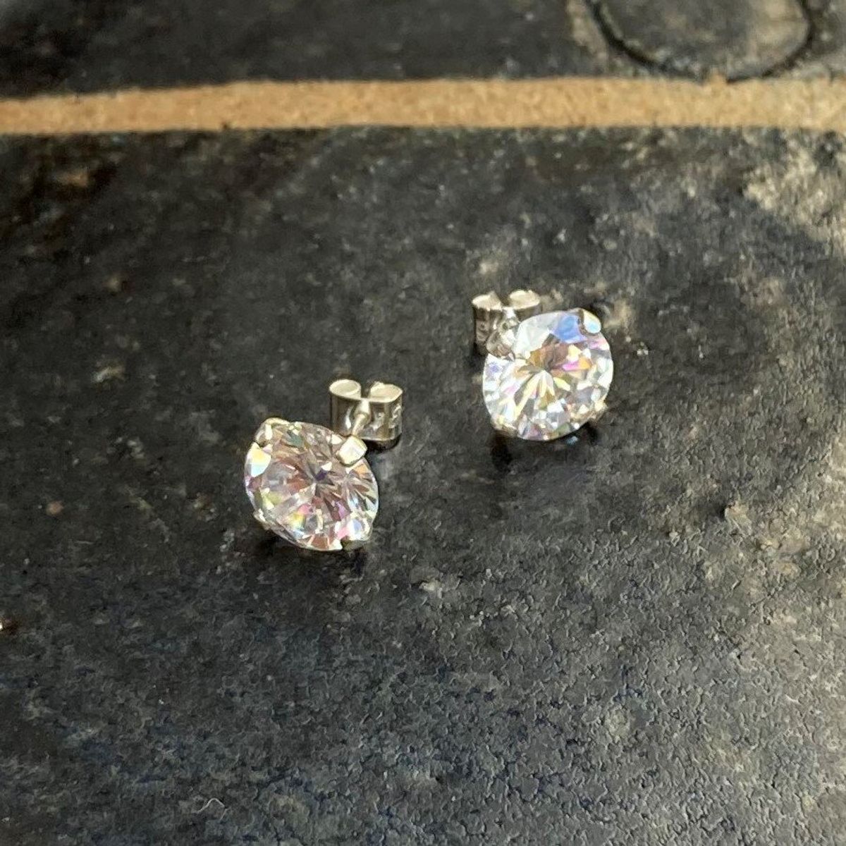 AMKALE - Aros Plata Circon 10mm Apegado