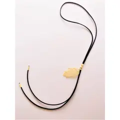 GAB JOYAS - COLLAR GAMUZA NEGRA COLGANTE MANO FATIMA BAÑO ORO AMARILLO