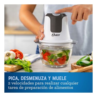 Imagen 2 del producto Mini picadora Oster® 3 tazas con tazón de vidrio FPSTFP3340