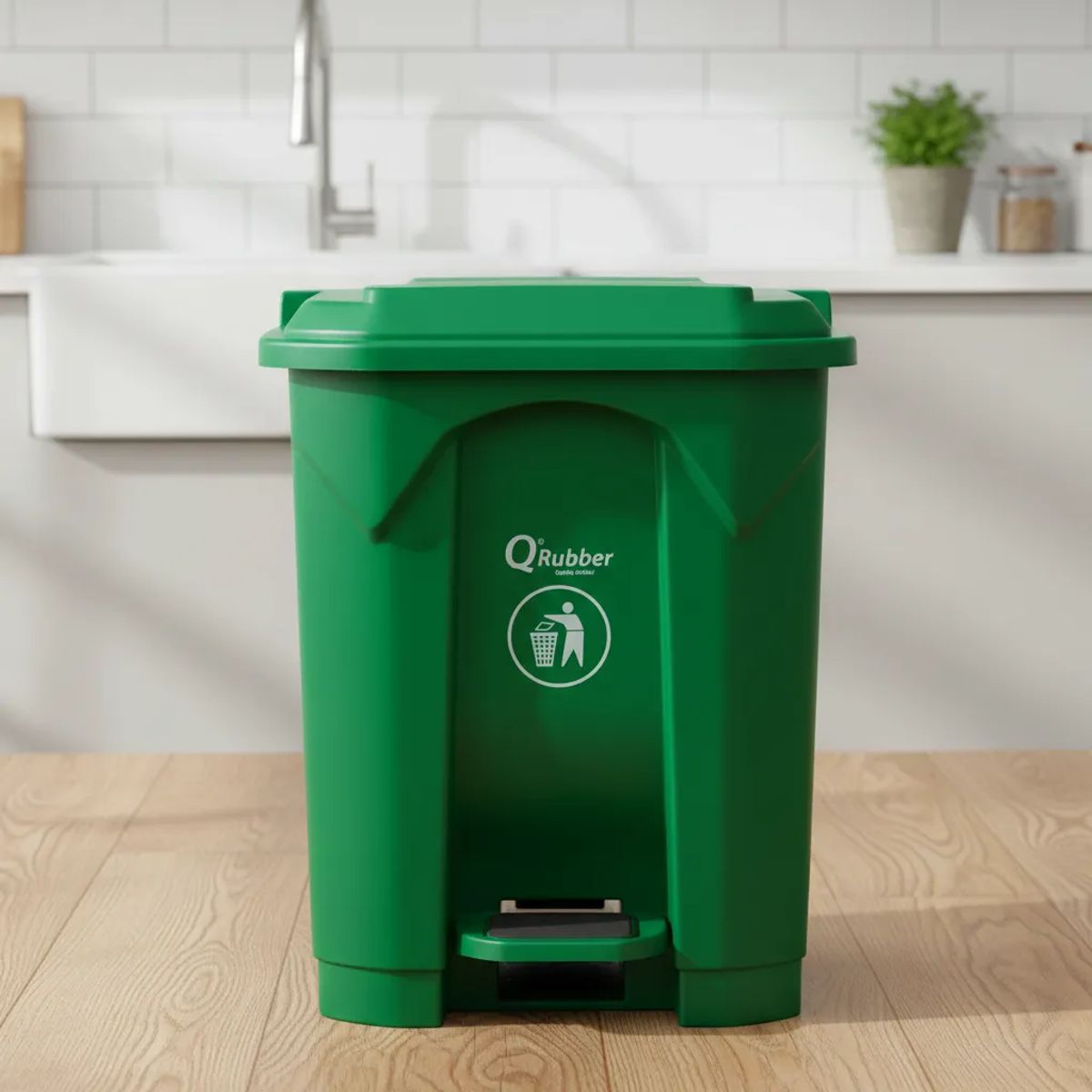 QRUBBER - Basurero Contenedor Basura 30lts. con pedal verde QRubber