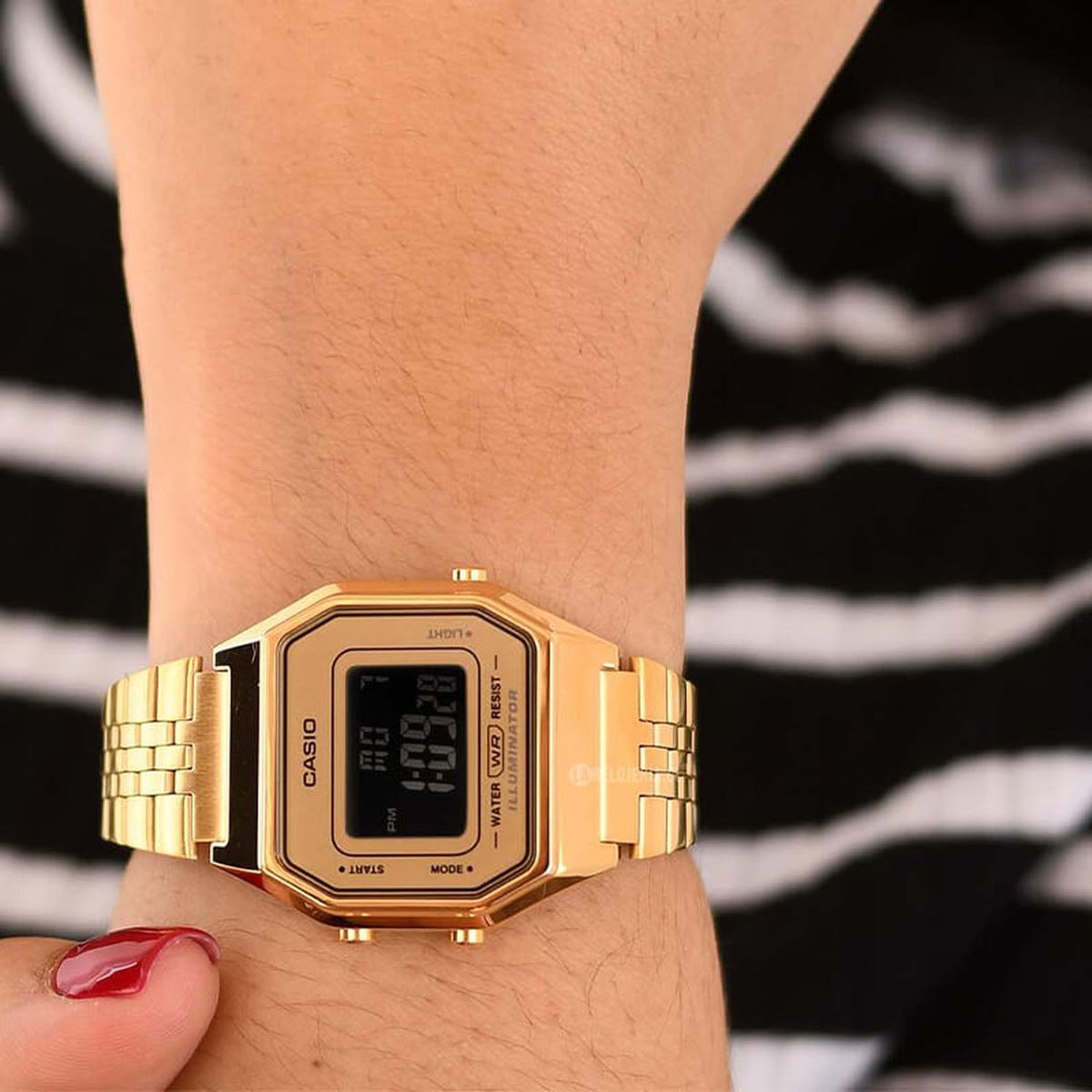 CASIO - Reloj Casio Digital Mujer LA-680WGA-9B