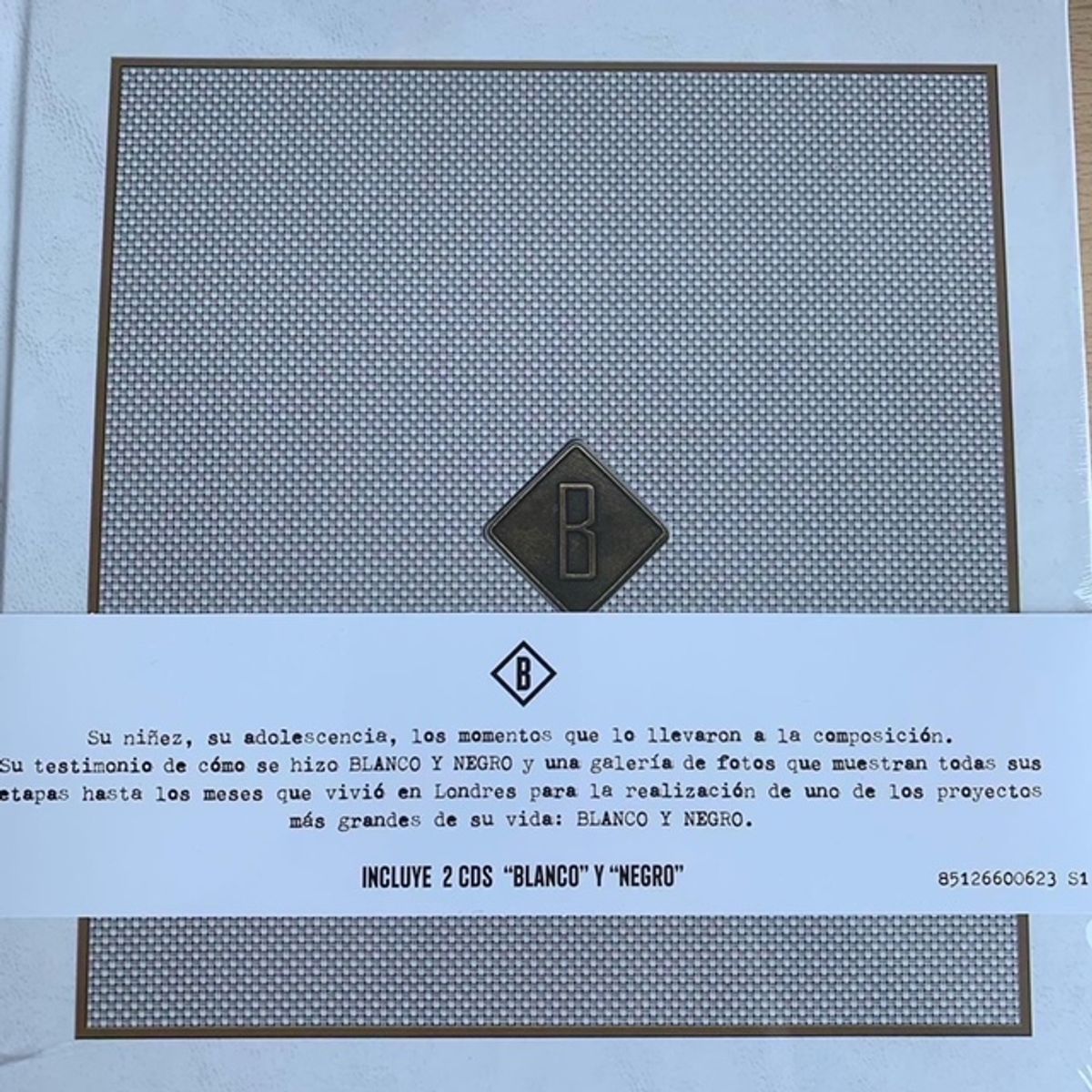 SONY - Ricardo Arjona Blanco y Negro 2CD mas Libro