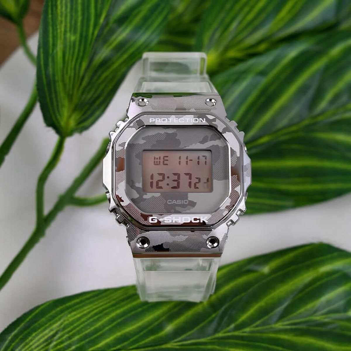 G-SHOCK - Reloj G-Shock Digital Unisex GM-5600SCM-1