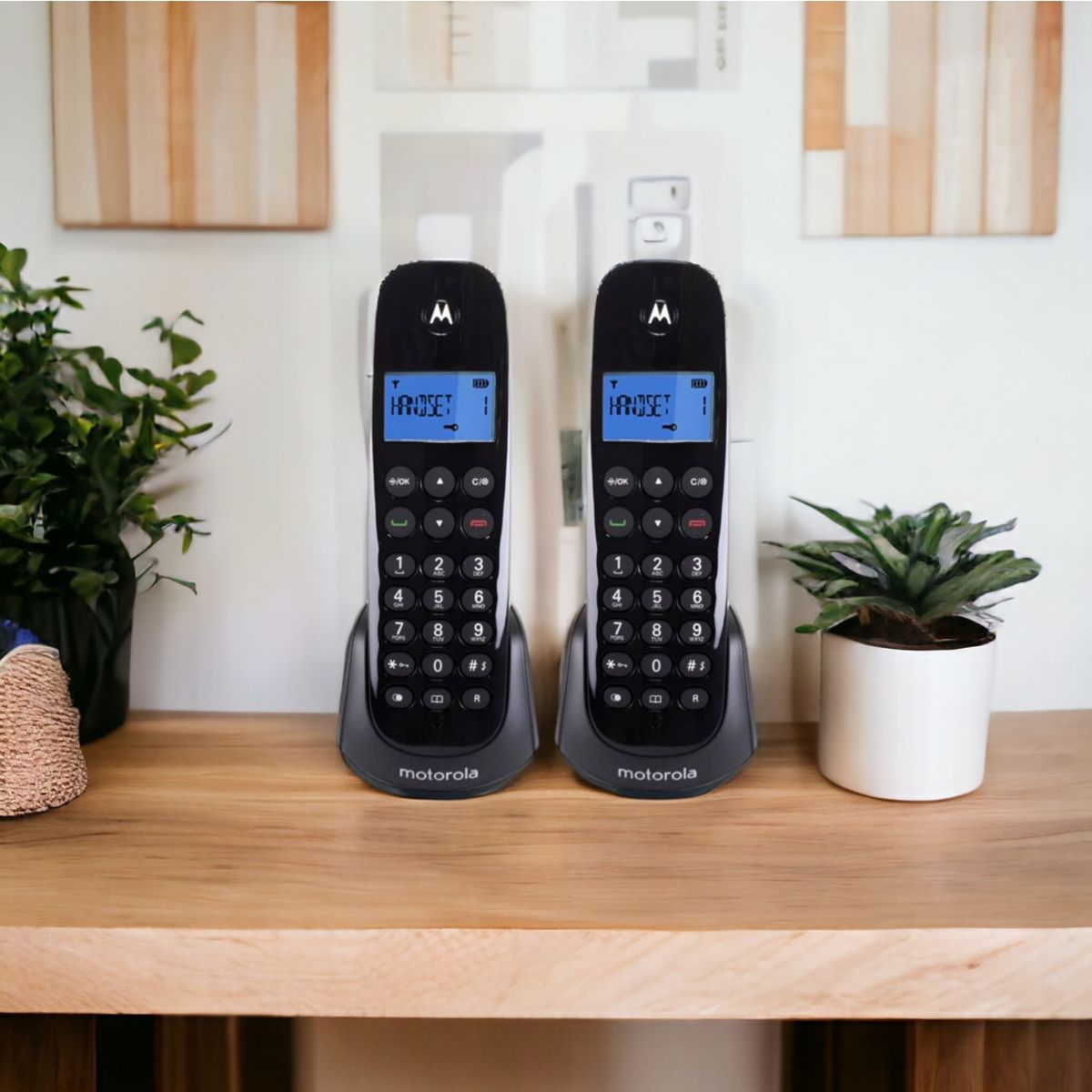 MOTOROLA - Pack de 2 Teléfonos Inalámbricos Motorola M700-2 Dual HD