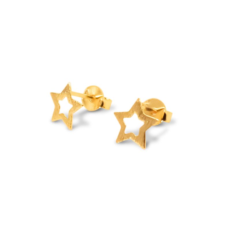 ANDREA COGGIOLA JOYAS - Aros Estrella Calada 8mm Enchapado Oro 18K_.